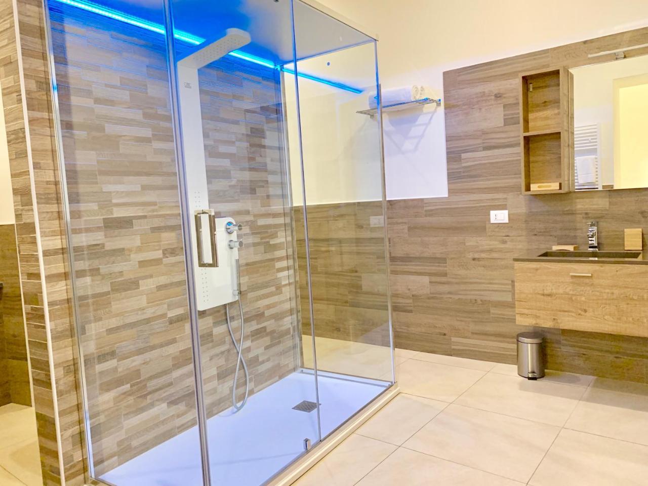 Napoli Squares Suites Екстер'єр фото