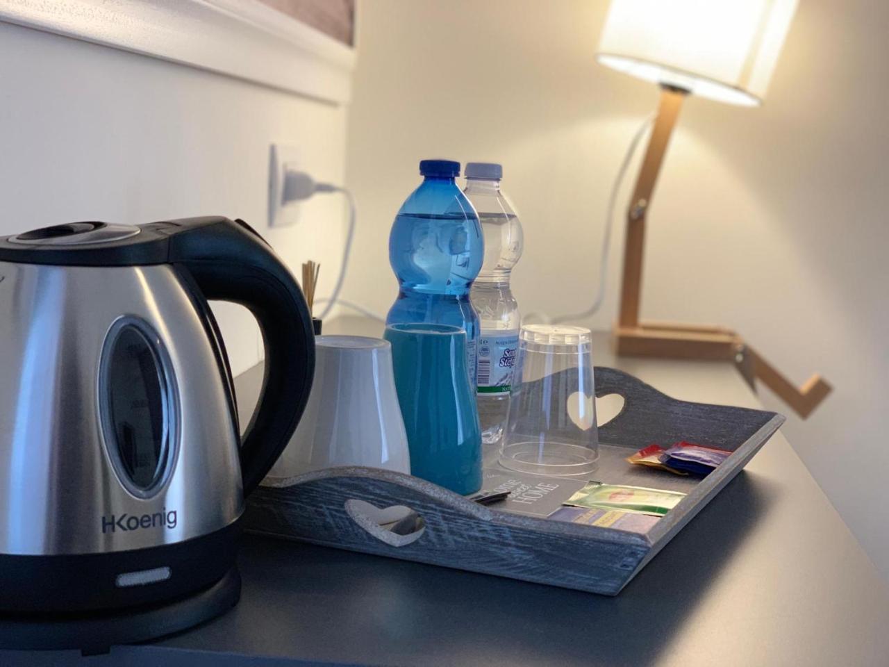 Napoli Squares Suites Екстер'єр фото