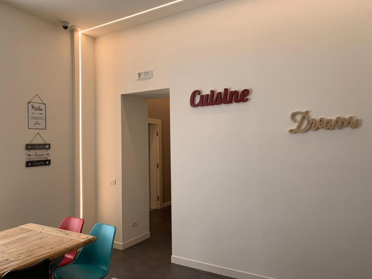 Napoli Squares Suites Екстер'єр фото