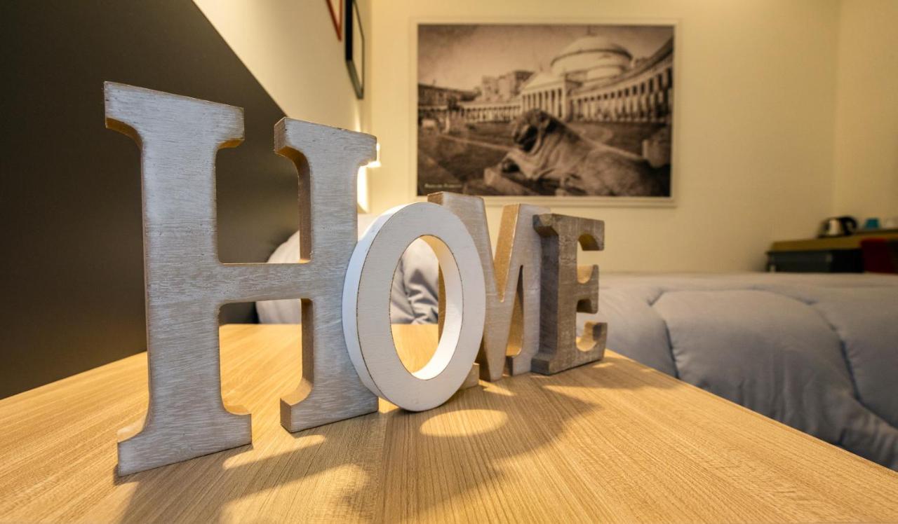 Napoli Squares Suites Екстер'єр фото
