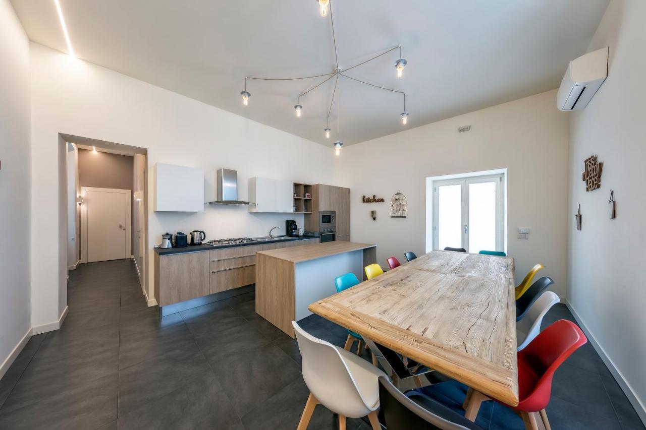 Napoli Squares Suites Екстер'єр фото
