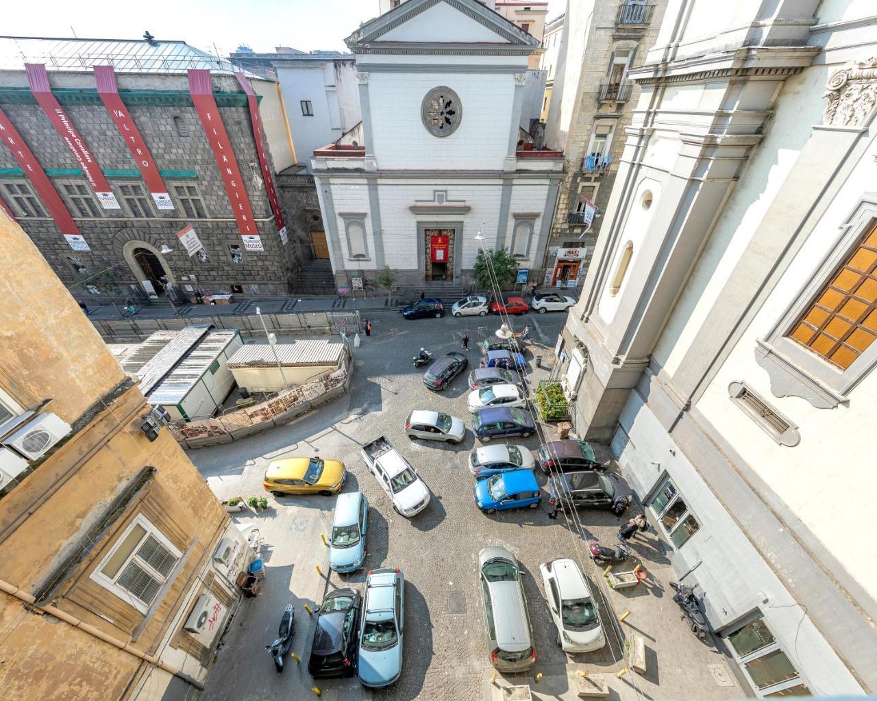 Napoli Squares Suites Екстер'єр фото