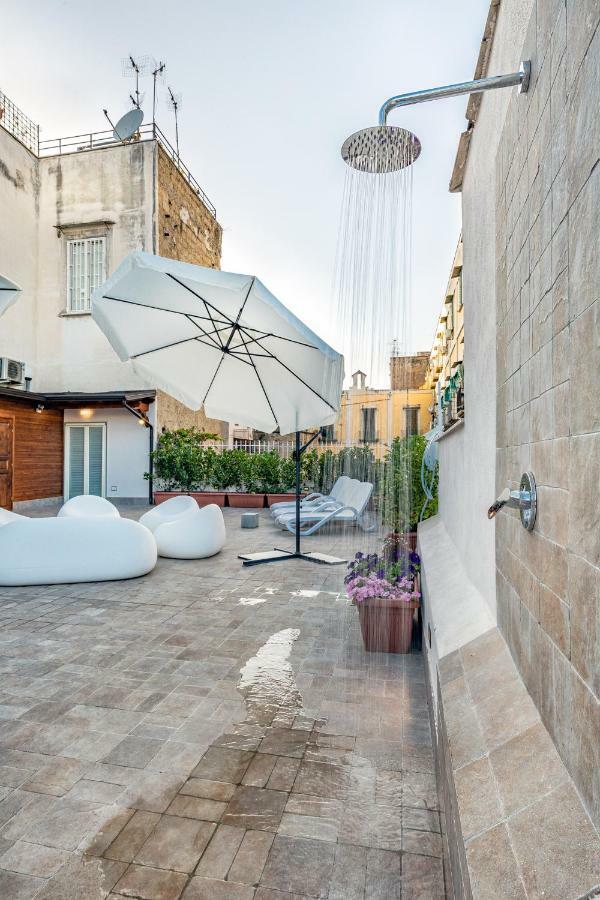 Napoli Squares Suites Екстер'єр фото