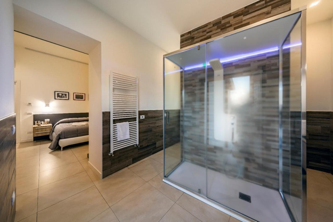 Napoli Squares Suites Екстер'єр фото